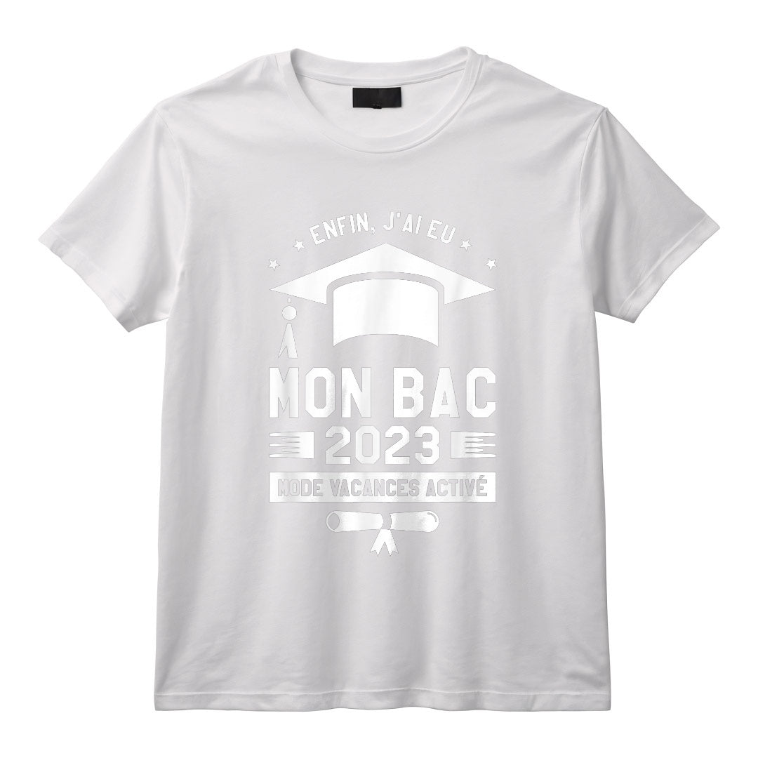 Enfin J'ai Eu Mon Bac 2023 Mode Actif Vacances T-Shirt - Cadeau de Remise de Diplôme pour Diplômé, Fashion Holiday Active